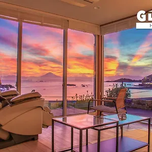 Gloce 葉山 Ocean View House 都心から1時間 湘南の絶景を独り占めペットok 出張bbq有り 日本
