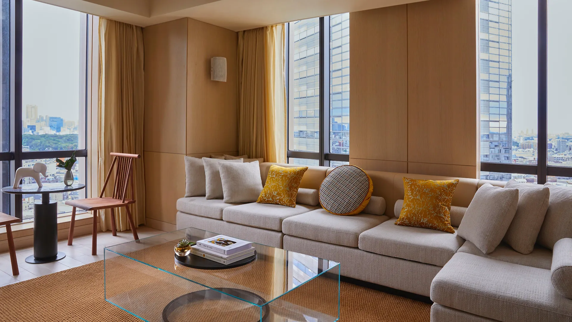 Kimpton Shinjuku Tokyo By Ihg Hotel
